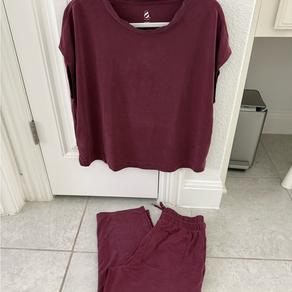 Lou & Grey Plum Lounge Set